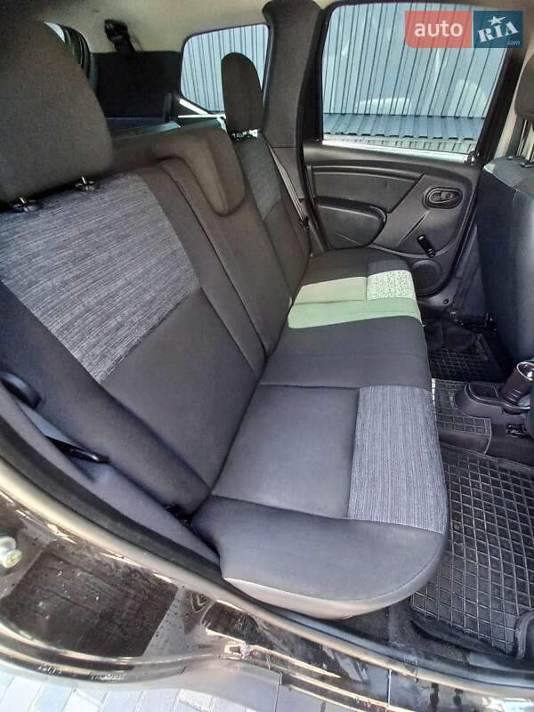 Внедорожник / Кроссовер Dacia Duster 2010 в Запорожье