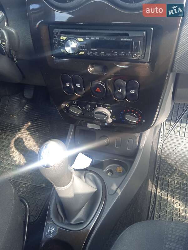 Внедорожник / Кроссовер Dacia Duster 2011 в Ровно