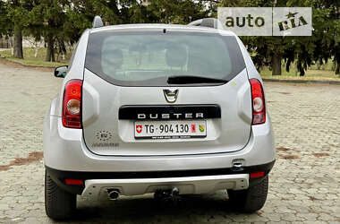 Позашляховик / Кросовер Dacia Duster 2013 в Дубні