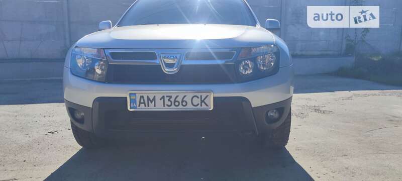 Внедорожник / Кроссовер Dacia Duster 2012 в Киеве