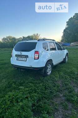 Позашляховик / Кросовер Dacia Duster 2017 в Ромнах