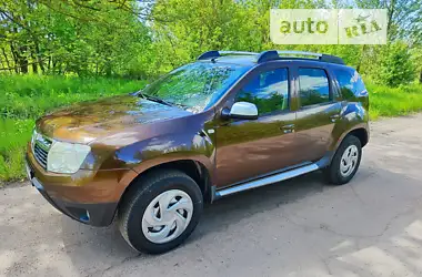 Dacia Duster 2011