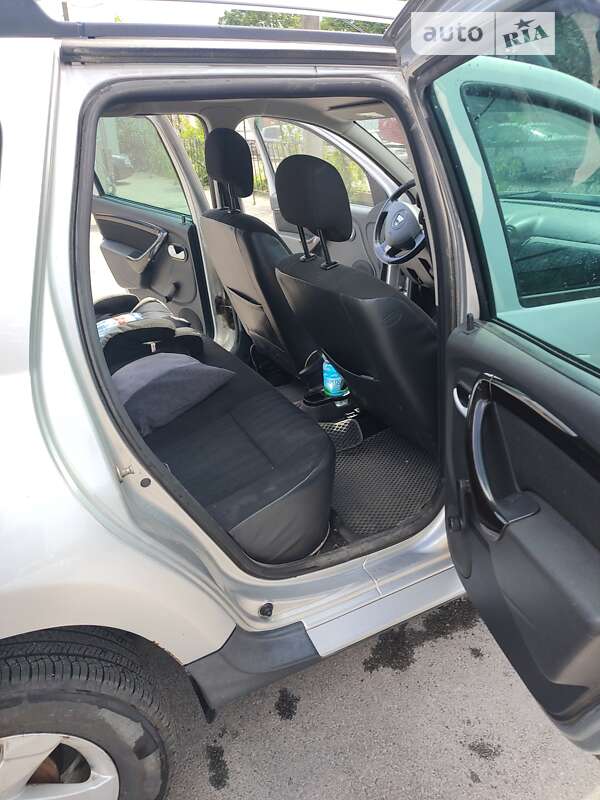 Внедорожник / Кроссовер Dacia Duster 2010 в Чернигове фото 3 Внедорожник / Кроссовер Dacia Duster 2010 в Чернигове