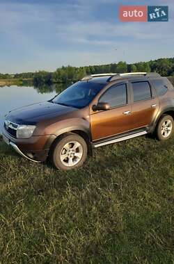 Позашляховик / Кросовер Dacia Duster 2010 в Тростянці