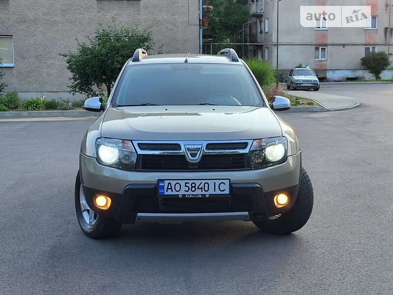 Внедорожник / Кроссовер Dacia Duster 2012 в Ужгороде