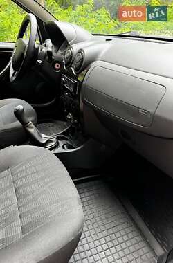 Внедорожник / Кроссовер Dacia Duster 2011 в 