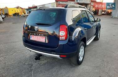 Внедорожник / Кроссовер Dacia Duster 2011 в 