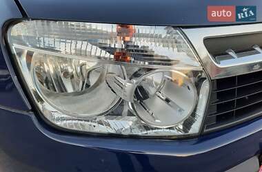 Внедорожник / Кроссовер Dacia Duster 2011 в 