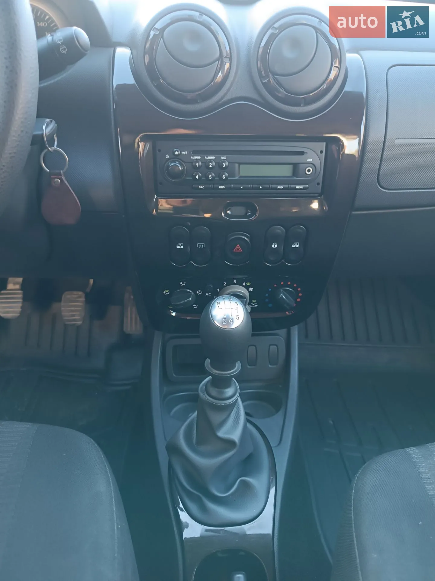 2010 Dacia Duster - мініатюра 7