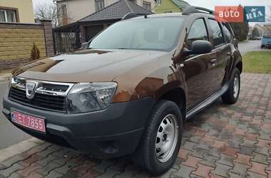 Позашляховик / Кросовер Dacia Duster 2010 в Луцьку