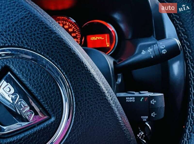 Позашляховик / Кросовер Dacia Duster 2016 в Сумах