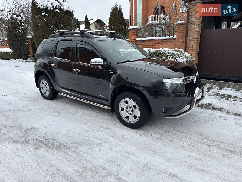 Dacia Duster 2011