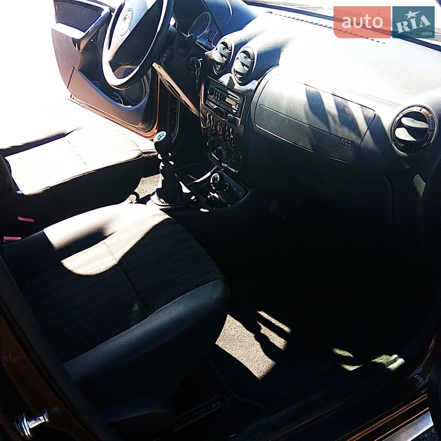 2011 Dacia Duster - мініатюра 32