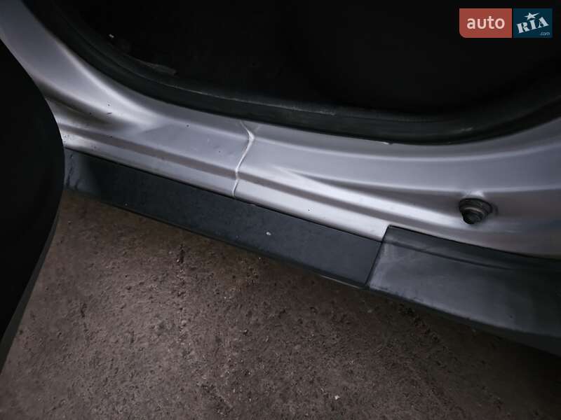 Позашляховик / Кросовер Dacia Duster 2011 в Новомосковську