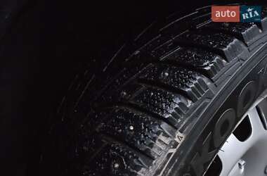 Позашляховик / Кросовер Dacia Duster 2011 в 