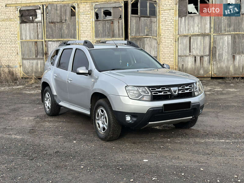 Позашляховик / Кросовер Dacia Duster 2014 в Луцьку