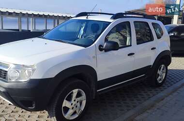 Dacia Duster 2011