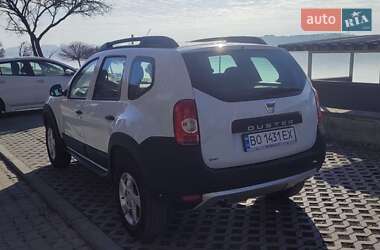 Позашляховик / Кросовер Dacia Duster 2011 в Тернополі