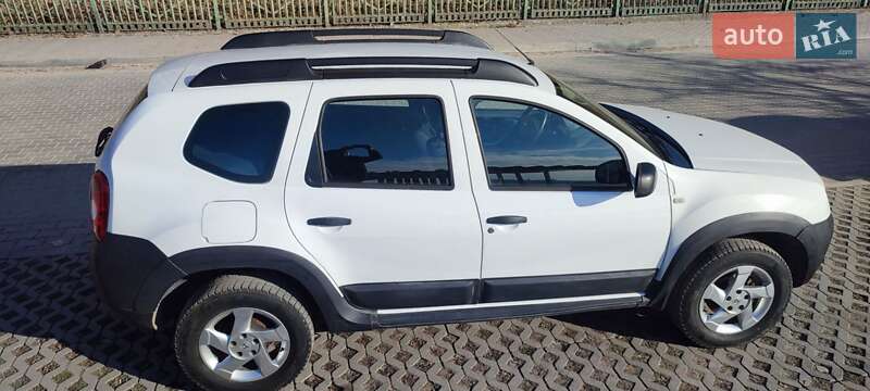 Позашляховик / Кросовер Dacia Duster 2011 в Тернополі