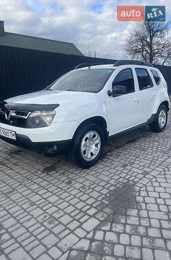 Внедорожник / Кроссовер Dacia Duster 2010 в Новояворовске