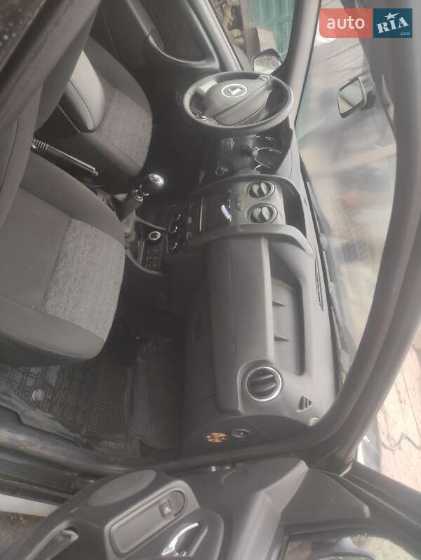 Внедорожник / Кроссовер Dacia Duster 2014 в Александровке