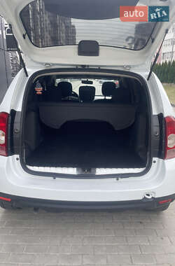 Внедорожник / Кроссовер Dacia Duster 2010 в 
