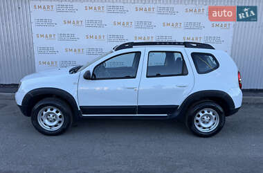Внедорожник / Кроссовер Dacia Duster 2014 в 