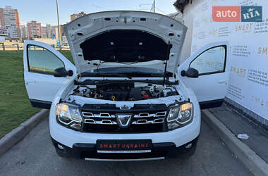 Внедорожник / Кроссовер Dacia Duster 2014 в 