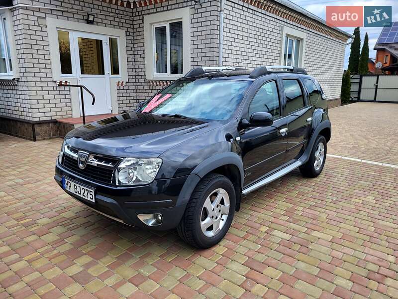 Внедорожник / Кроссовер Dacia Duster 2012 в 