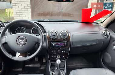 Внедорожник / Кроссовер Dacia Duster 2012 в 