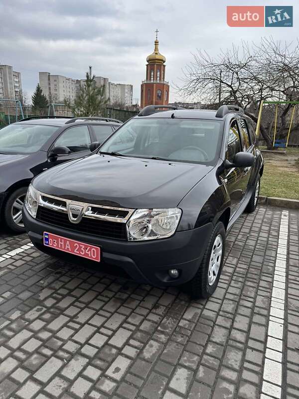 Внедорожник / Кроссовер Dacia Duster 2011 в 