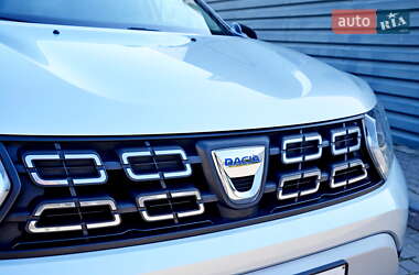 Внедорожник / Кроссовер Dacia Duster 2019 в 
