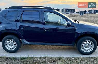 Позашляховик / Кросовер Dacia Duster 2012 в 