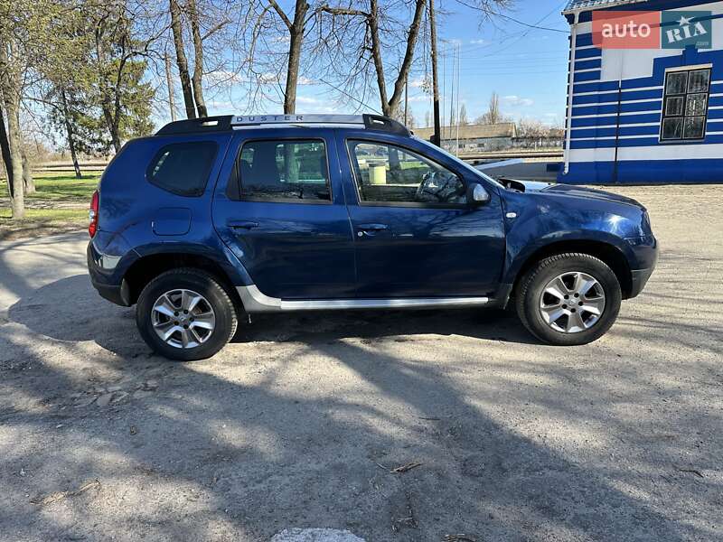 Позашляховик / Кросовер Dacia Duster 2015 в Лебедині