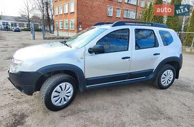 Внедорожник / Кроссовер Dacia Duster 2011 в Глухове