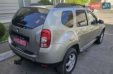 Внедорожник / Кроссовер Dacia Duster 2013 в 