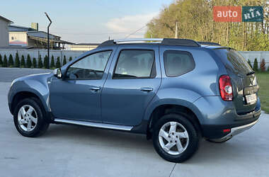 Внедорожник / Кроссовер Dacia Duster 2012 в 