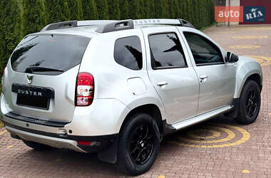 Позашляховик / Кросовер Dacia Duster 2014 в 
