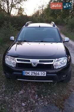Внедорожник / Кроссовер Dacia Duster 2011 в 