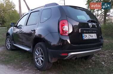Внедорожник / Кроссовер Dacia Duster 2011 в 