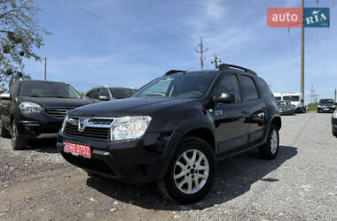 Позашляховик / Кросовер Dacia Duster 2012 в 
