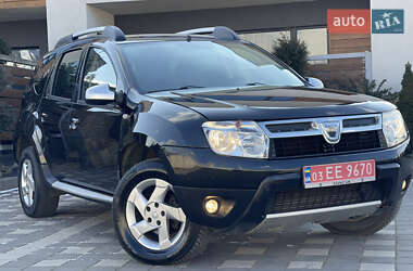 Внедорожник / Кроссовер Dacia Duster 2013 в 
