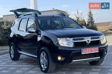 Внедорожник / Кроссовер Dacia Duster 2013 в 