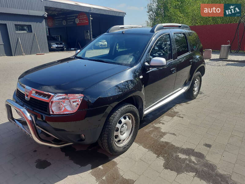 Внедорожник / Кроссовер Dacia Duster 2011 в 