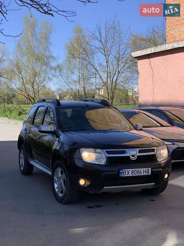 Внедорожник / Кроссовер Dacia Duster 2010 в 
