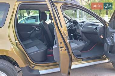 Внедорожник / Кроссовер Dacia Duster 2017 в 