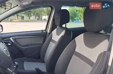 Внедорожник / Кроссовер Dacia Duster 2017 в 