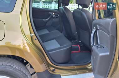 Внедорожник / Кроссовер Dacia Duster 2017 в 