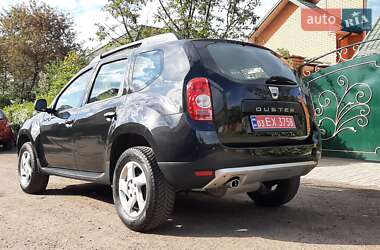 Позашляховик / Кросовер Dacia Duster 2011 в 