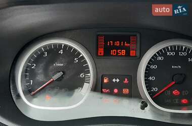 Позашляховик / Кросовер Dacia Duster 2011 в 